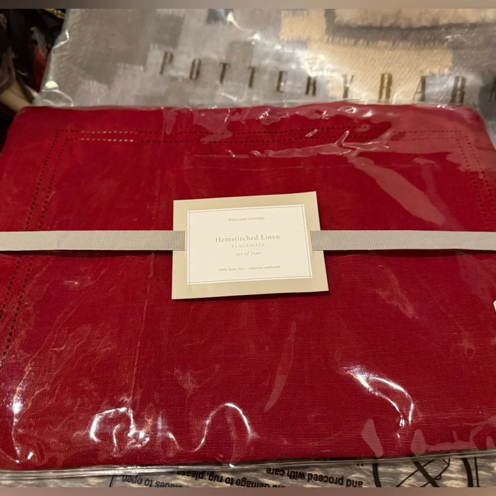 New Williams Sonoma Linen Double Hemstitch Placemats, S/4, Red 14 X 20”